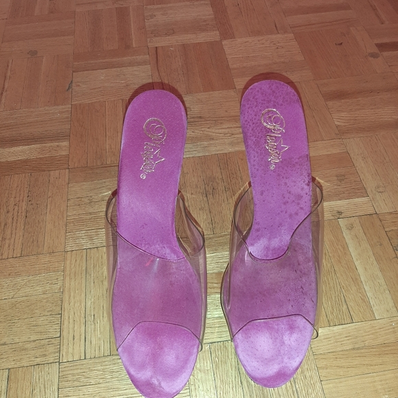 Woman shoes - Picture 3 of 4